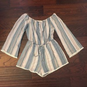 Adorable Long Sleeve Stripped Romper size L